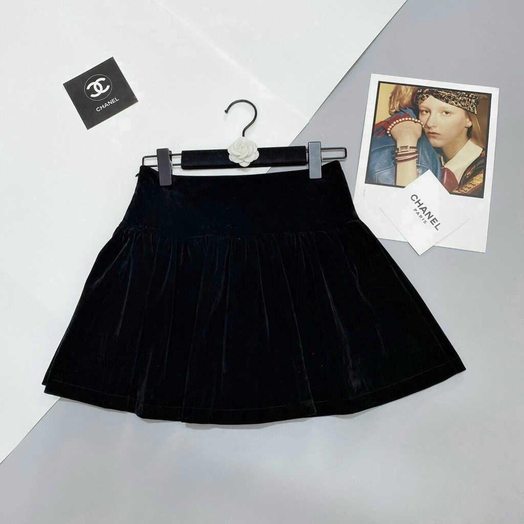 Chân váy nhung nữ NHẬT LINH chân váy ngắn dáng xòe cạp cao tôn dáng thiết kế trơn basic hàng đẹp - CV478