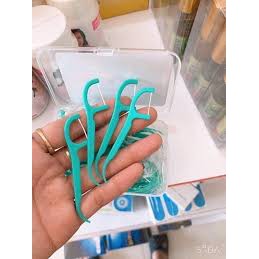 Set 50 cái Tăm Chỉ Nha Khoa Watsons màu  hàng nội địa Thái Lan