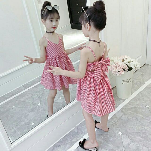 Đầm 2 dây chấm bi lưng phối nơ siêu đáng iu cho bé gái từ 15-30kg