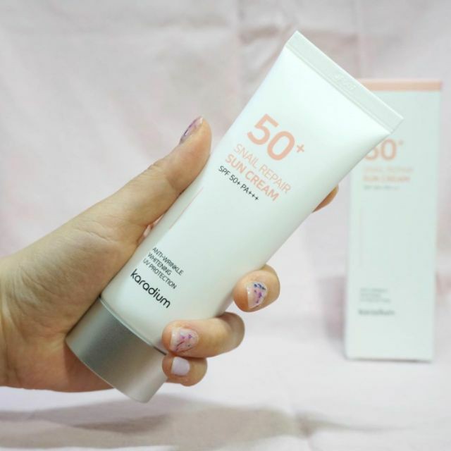 Kem Chống Nắng Karadium Snail Repair Sun Cream SPF 50+ PA+++ - Chống Nắng, Lên Tone, Dưỡng Da Hiệu Quả