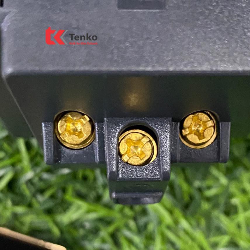 [ Chính Hãng ] Ổ cắm USB Âm Tường Đen Viền Vàng Nhựa Acrylic có lớp chắn Chống Giật - Chính Hãng Tenko TK-F66-18