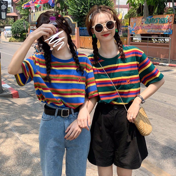 Áo thun ngắn tay sọc cầu vồng cho nữ