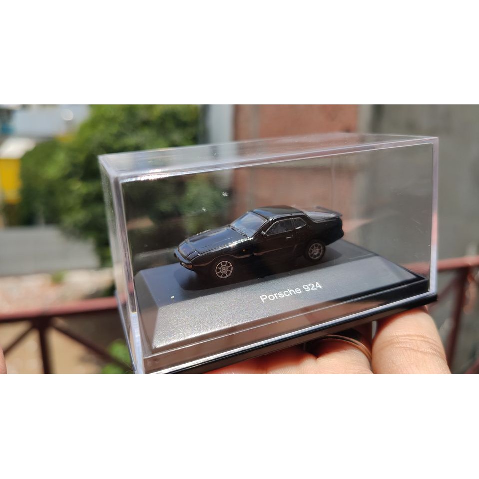 Mô hình tĩnh Schuco Porsche 924 Black edition tỷ lệ 1:87