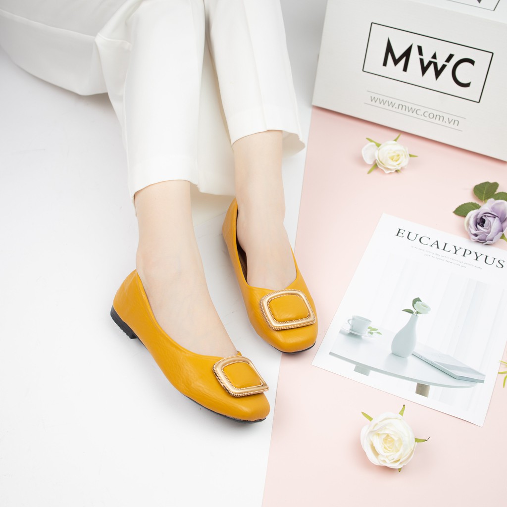 [Mã FATHANG5 giảm 10K đơn 50K] Giày búp bê nữ đính khóa MWC NUBB- 2182 | BigBuy360 - bigbuy360.vn