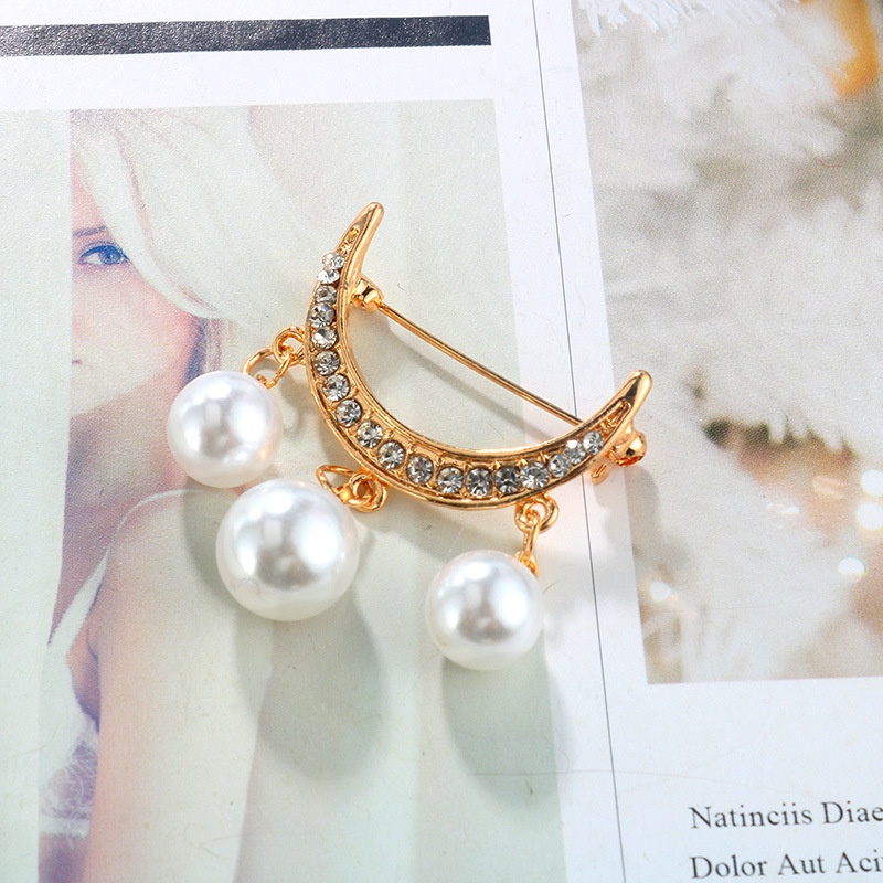 Trâm Cài Áo Hình Trăng Khuyết Giản Dị Đính Ngọc Trai Xinh Xắn