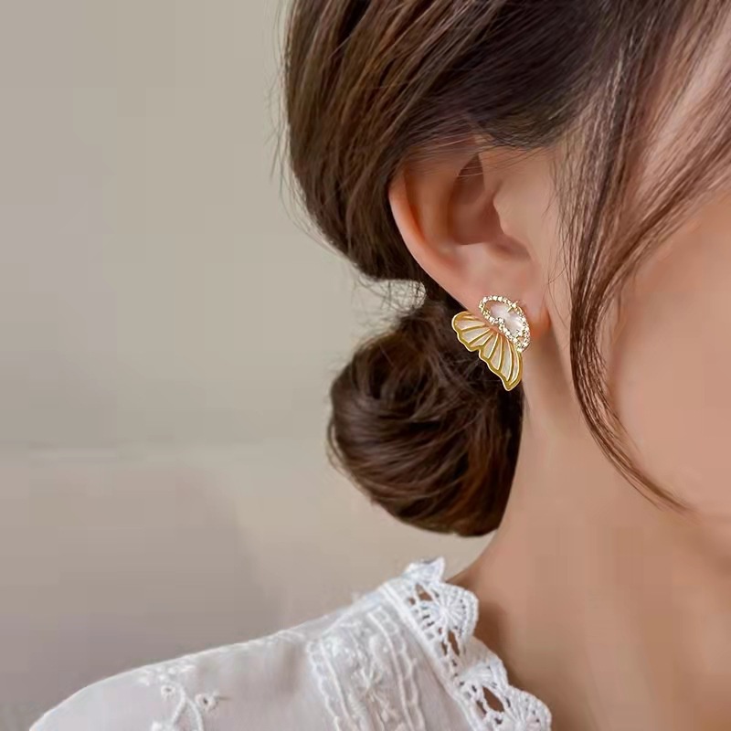 Bông tai nữ hình bướm đính đá Her Accessories chuôi bạc 925 phụ kiện trang sức đi tiệc H123