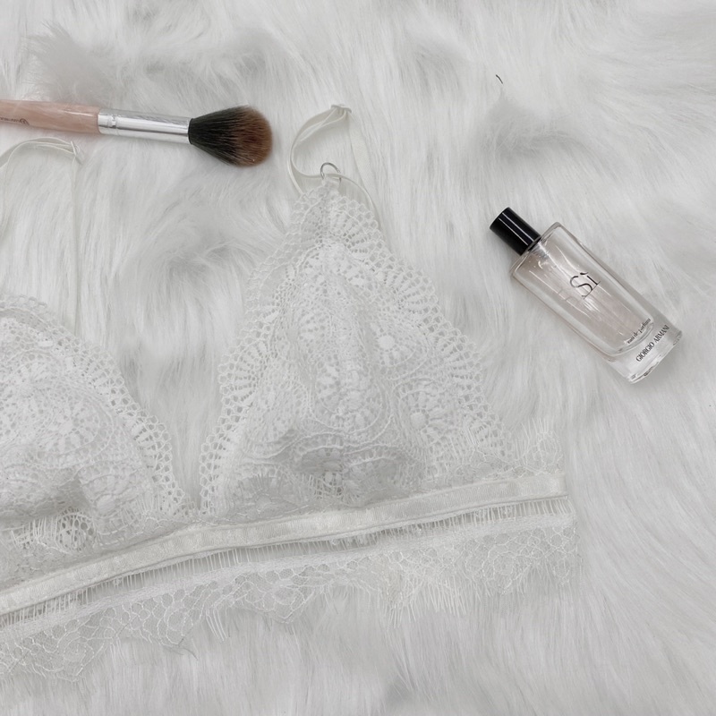 Kelly White Bralette - Áo lót ren trắng thoải mái dễ thương sexy | BigBuy360 - bigbuy360.vn