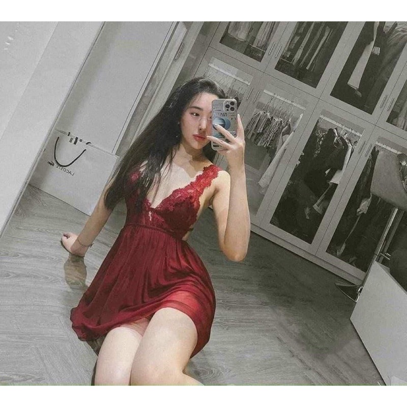 VÁY VON VIỀN REN XUYÊN THẤU CUỐN HÚT