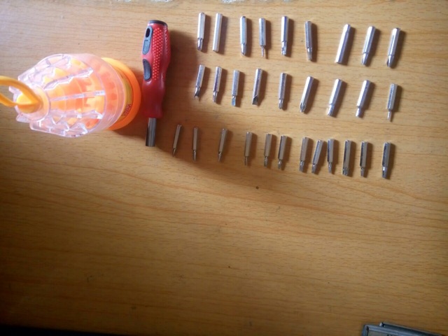 Bộ tua vit 30 đầu tháo lắp điện thoại, laptop, máy tính bản tốt