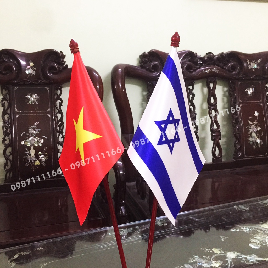 Cờ Để Bàn Đế gỗ Cắm 2 cờ  Việt Nam - Israel In Kỹ Thuật Số