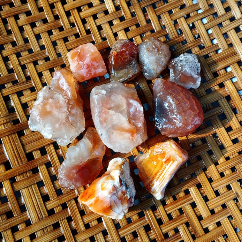 Viên đá thô Carnelian, Agate các màu nhiều kích thước
