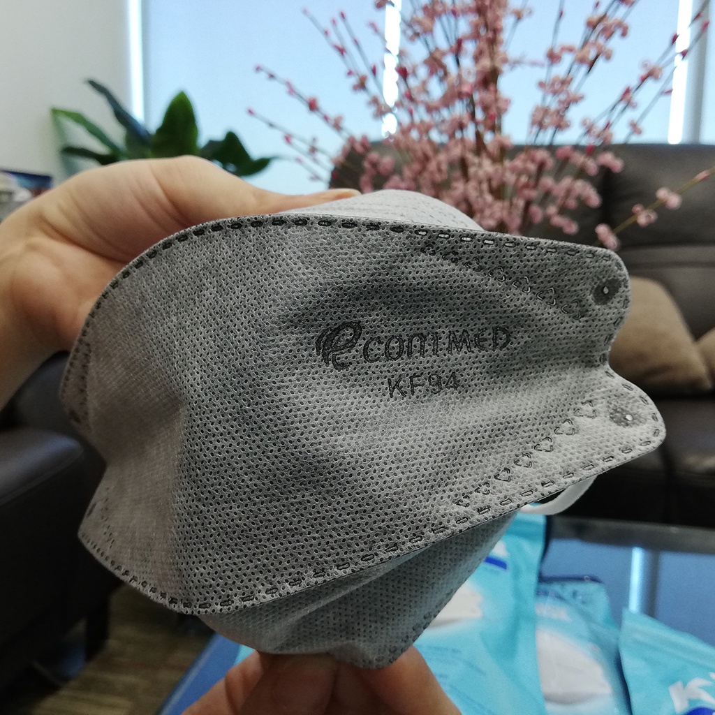 Khẩu Trang KF94 EcomMed màu Xám &amp; Đen (Bịch 10 cái) Thông Thoáng Không Đau Tai - Đạt chuẩn FDA