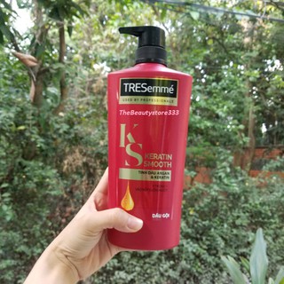 Dầu gội TRESemmé Keratin Smooth Tinh dầu Argan và Keratin vào nếp suôn mượt 650g