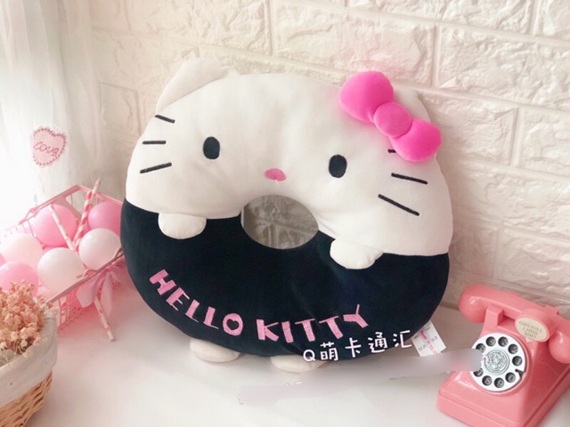 GỐI DONUT HELLO KITTY