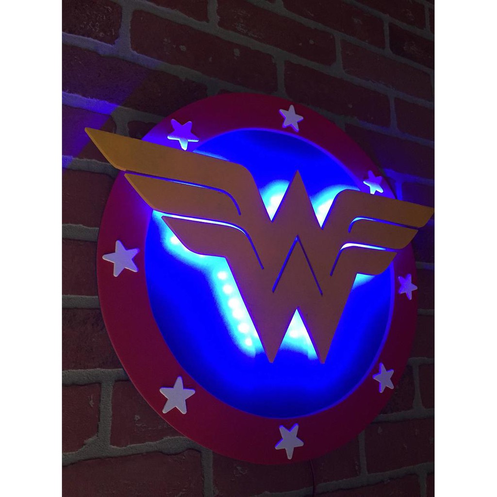 Đèn Ngủ Led Hình Wonder Woman Trong Phim Justice League