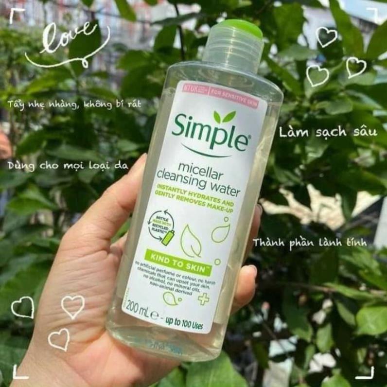 Nước tẩy trang Simple Xanh Lá