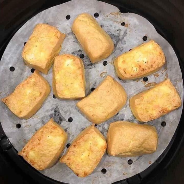 100 tờ Giấy nến đục lỗ , Giấy tròn lót xửng hấp, nồi chiên không dầu, hấp bánh bao tiện dụng