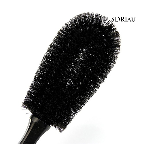 Bàn chải làm sạch bánh xe hơi tiện lợi