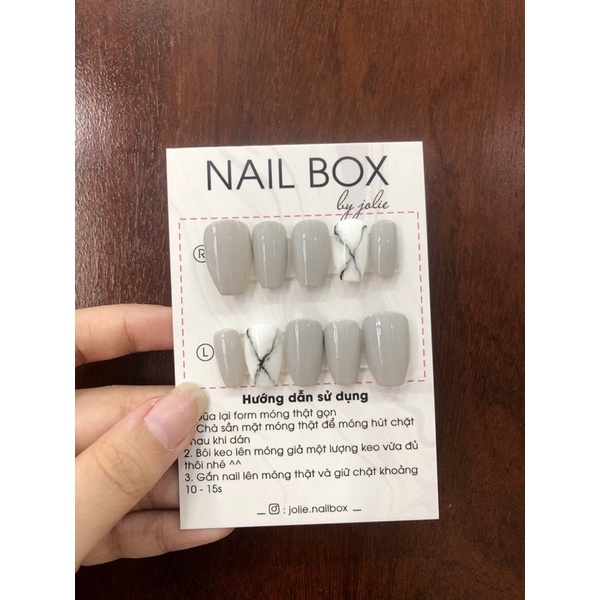 Nail box móng tay giả thiết kế
