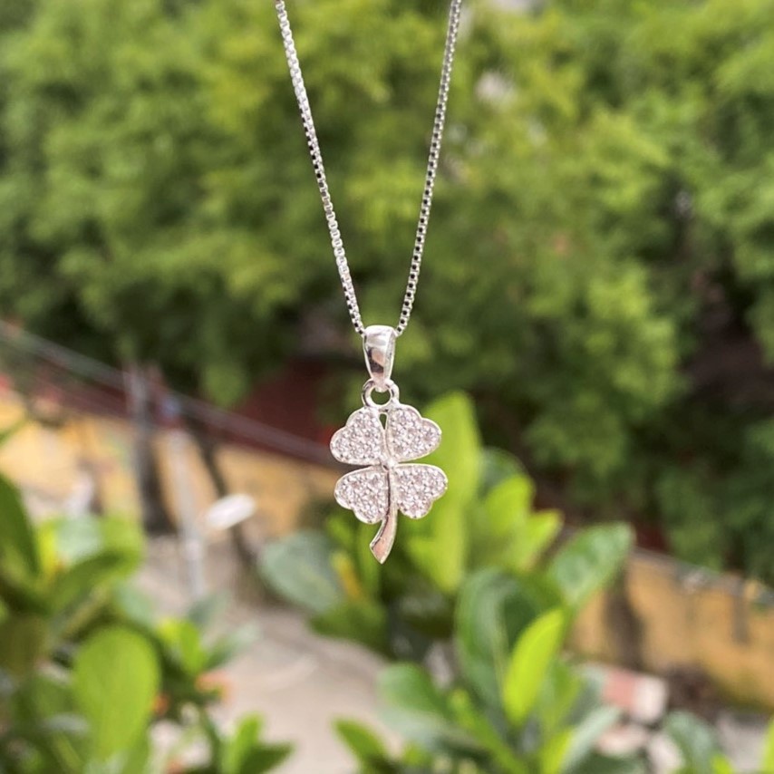 Dây chuyền cỏ 4 lá đính đá, Chất liệu bạc thật thiết kế tinh xảo - Trang sức bạc Evasilver