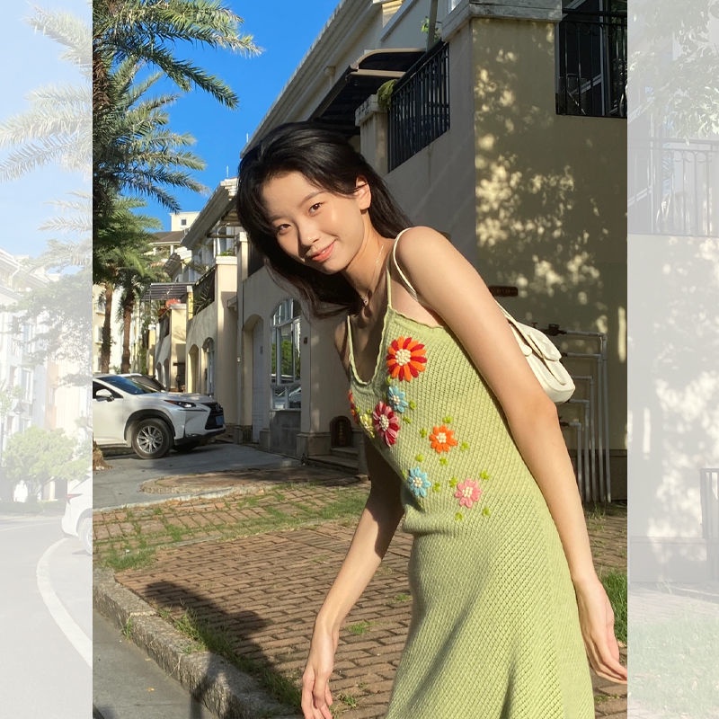 French green pure desire suspender dress, women's texture, high sense of design, small people wear summer short skirts