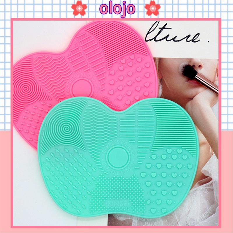 ⚜️Miếng silicon vệ sinh cọ trang điểm tiện dụng