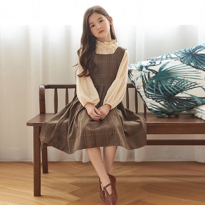 Váy bé gái Marke Dress công chúa mặc cùng áo lót thô cao cổ mang phong cách thanh lịch và hoài cổ