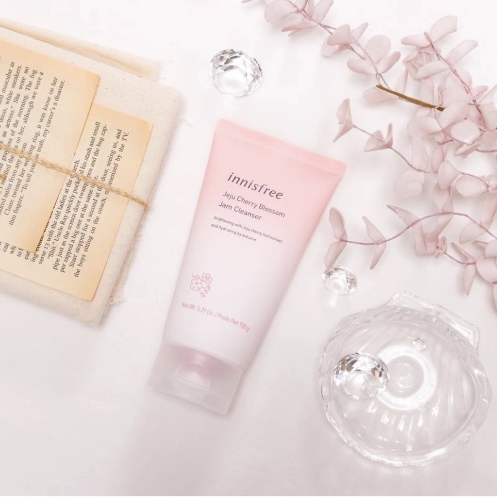Sữa rửa mặt dưỡng sáng da hoa anh đào JEJU CHERRY BLOSSOM JAM CLEANSER chính hãng