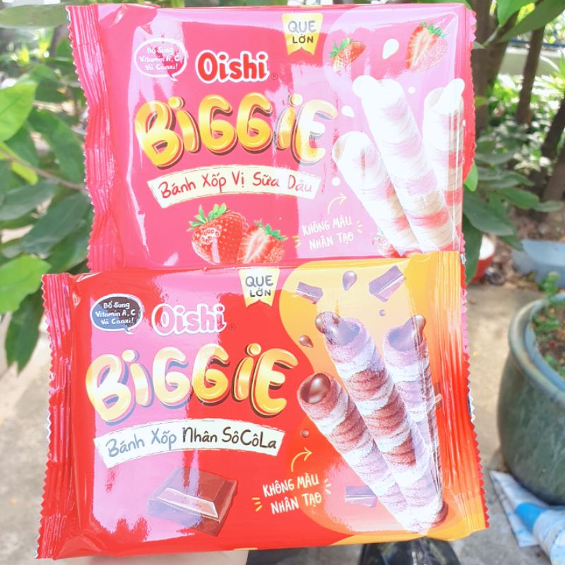 Combo 2 bịch BÁNH XỐP VỊ DÂU/SÔCOLA OISHI BIGGIE 45G