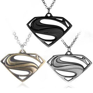 Dây chuyền thiết kế mặt hình logo siêu nhân độc đáo