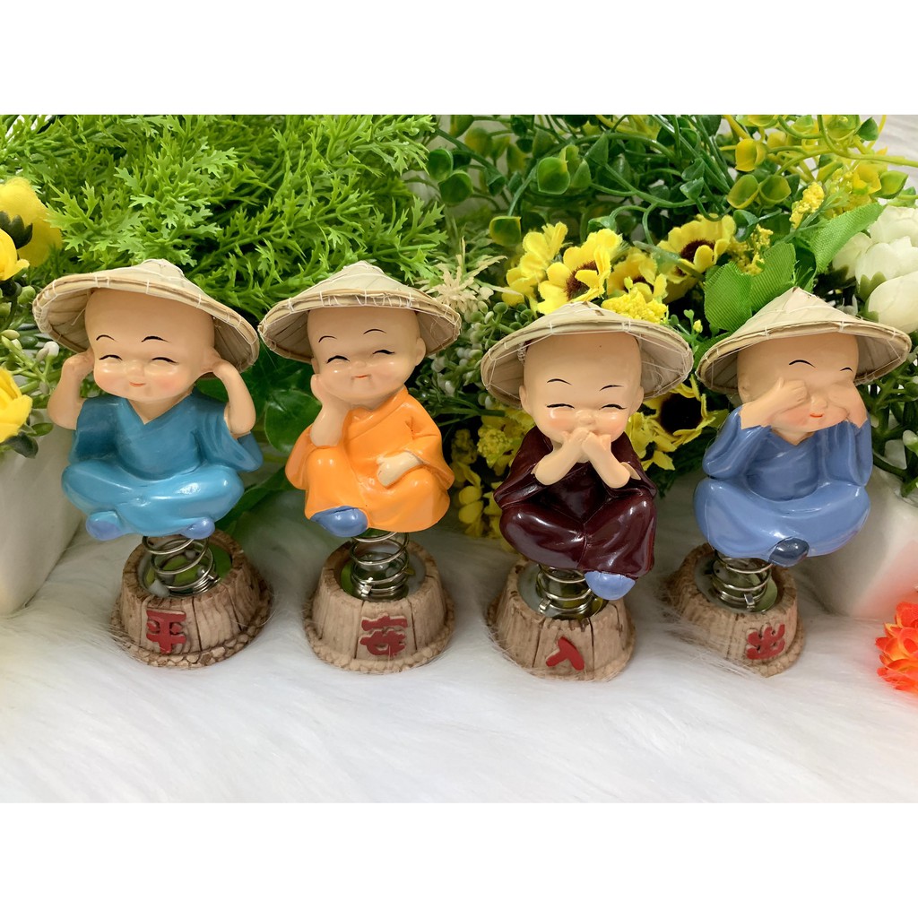 Bộ 4 tượng chú tiểu tứ không đội nón lá tọa đế lò xo
