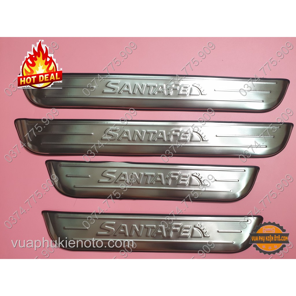 (TẶNG THÊM 2 cuộn băng keo 3M) Ốp bậc cửa Huyndai Santafe 2016- 2020- Bộ 8 miếng inox trong ngoài