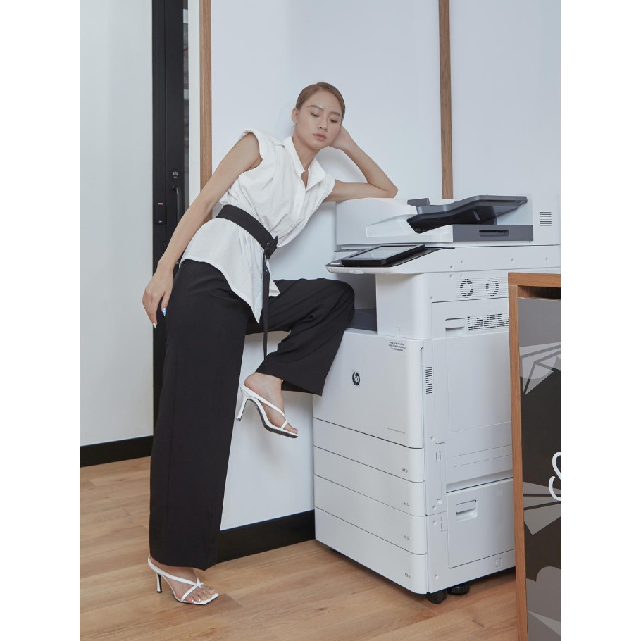 COCO SIN - Áo Sơ Mi Trắng Độn Vai Không Kèm Belt | BigBuy360 - bigbuy360.vn