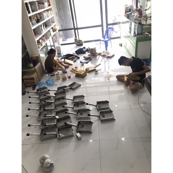 xẻng sàng cát, phân gà, dụng cụ vệ sinh chuồng gà 100% inox, nặng 0,6kg- 0,7kg