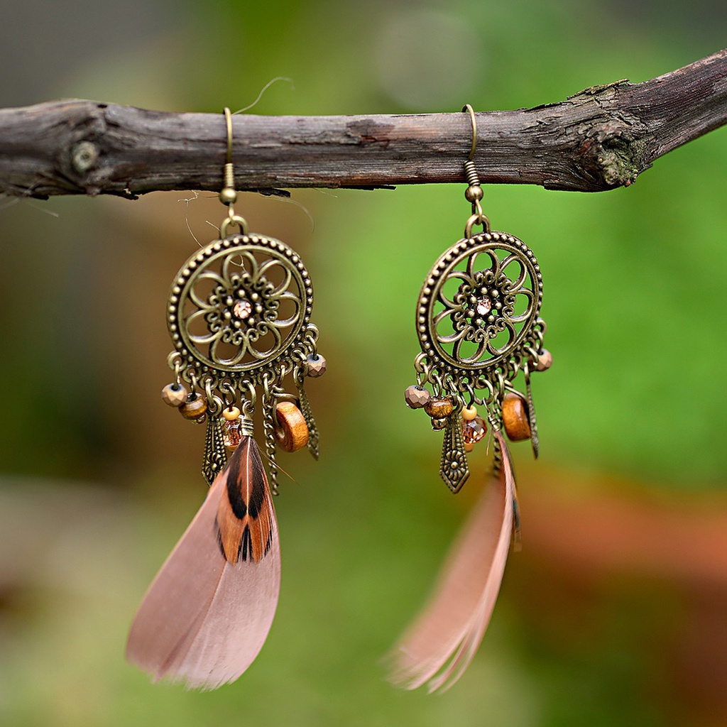 Khuyên Tai Móc Đính Lông Vũ Độc Đáo