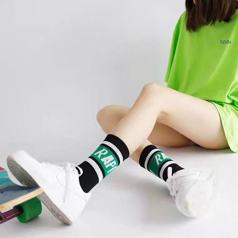 Đôi Vớ Thể Thao Thời Trang Hàn Quốc Cho Nam Nữ