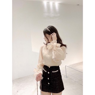 Chân váy dạ đen khuy