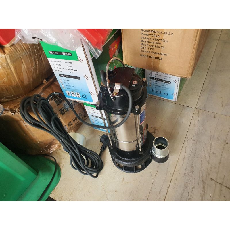 Máy bơm chìm 3HP OSAKA WQD15-18-2.2