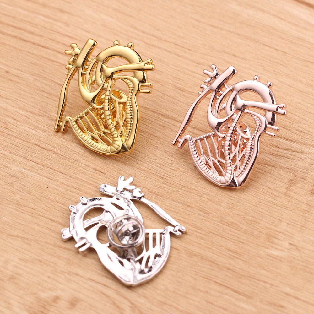 Huy hiệu cài áo hình ống nghe bác sĩ