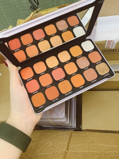 Phấn mắt Sivana colors 18 ô
