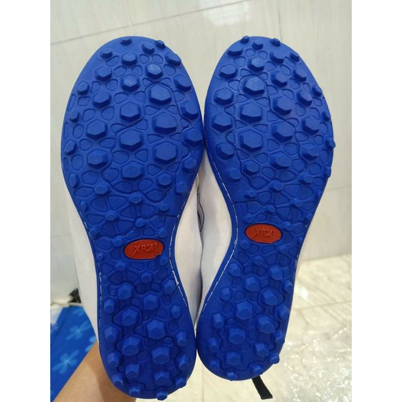 Giày đá bóng đinh, vải XP