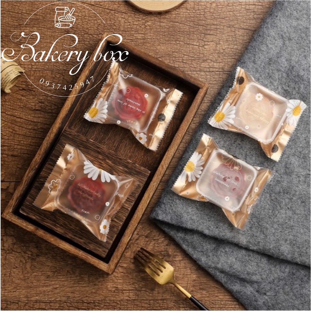 Set 100 | Khay Kèm Túi Hoa Cúc Nâu Đựng Bánh Trung Thu 75gr (Mẫu Mới 2023)