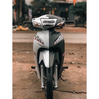 Tem trùm Wave Alpha nửa trắng nửa đen