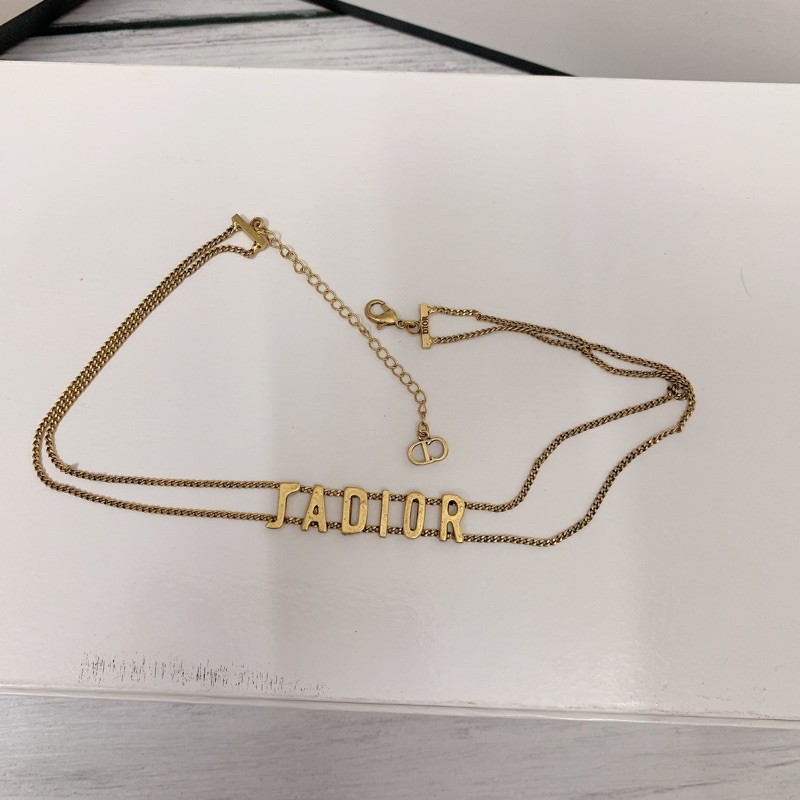 vòng cổ chocker jadior ( bản nhỏ như hình, khắc logo xịn xò)