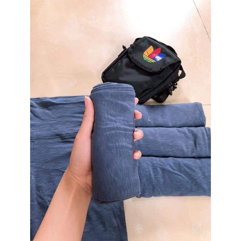 Quần legging đùi xuất xịn chất cotton vô cùng thoải mái. | BigBuy360 - bigbuy360.vn