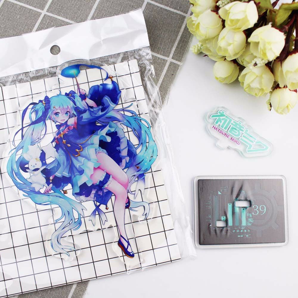 Mô hình nhân vật Hatsune Miku bằng acrylic có giá đỡ thiết kế sống động