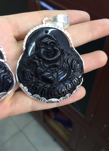 Mặt dây chuyền phật di lạc đá nhân tạo đen đỏ, bạc ta