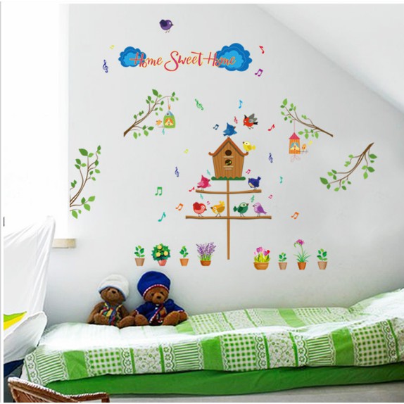 Decal trang trí Ngôi Nhà Chim Non