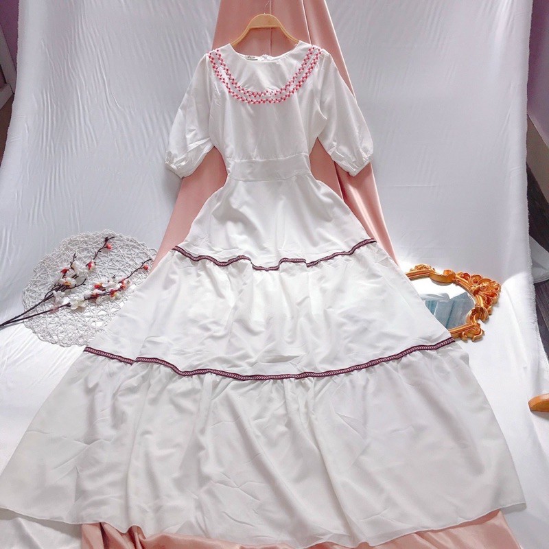 Đầm trắng viền thổ cẩm xoè kín đáo váy du lịch prom kỉ yếu form dài hình ảnh thật