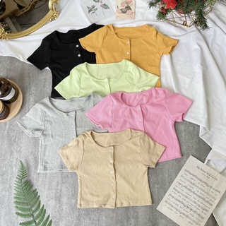 Áo thun croptop ôm body cài nút